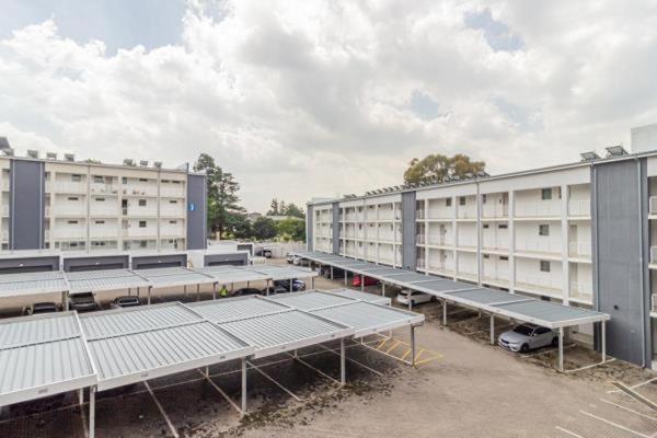 Epic Lux 8-12 Apartment Johannesburg Luaran gambar